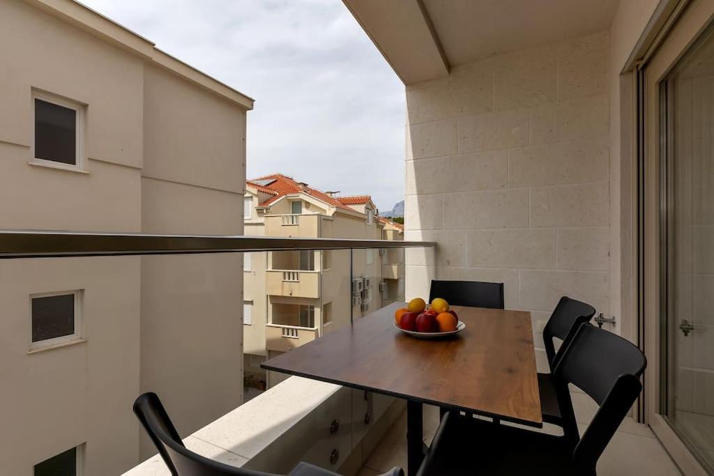 Apartment Dals - Makarska Exklusiv Tucepi Exterior photo